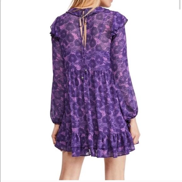 FREE PEOPLE - Beautiful Flowy Mini Dress - Picture 10 of 10